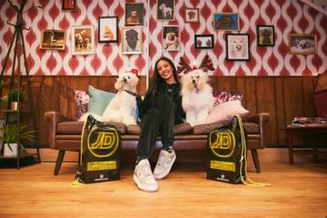 JD Sports dévoile une équipe de stars dans sa collection de Noël  