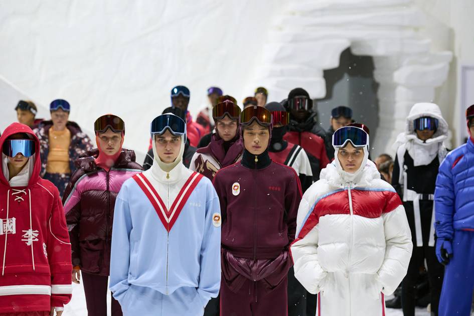 Li-Ning-entz-ndet-Olympisches-Feuer-in-Mailand