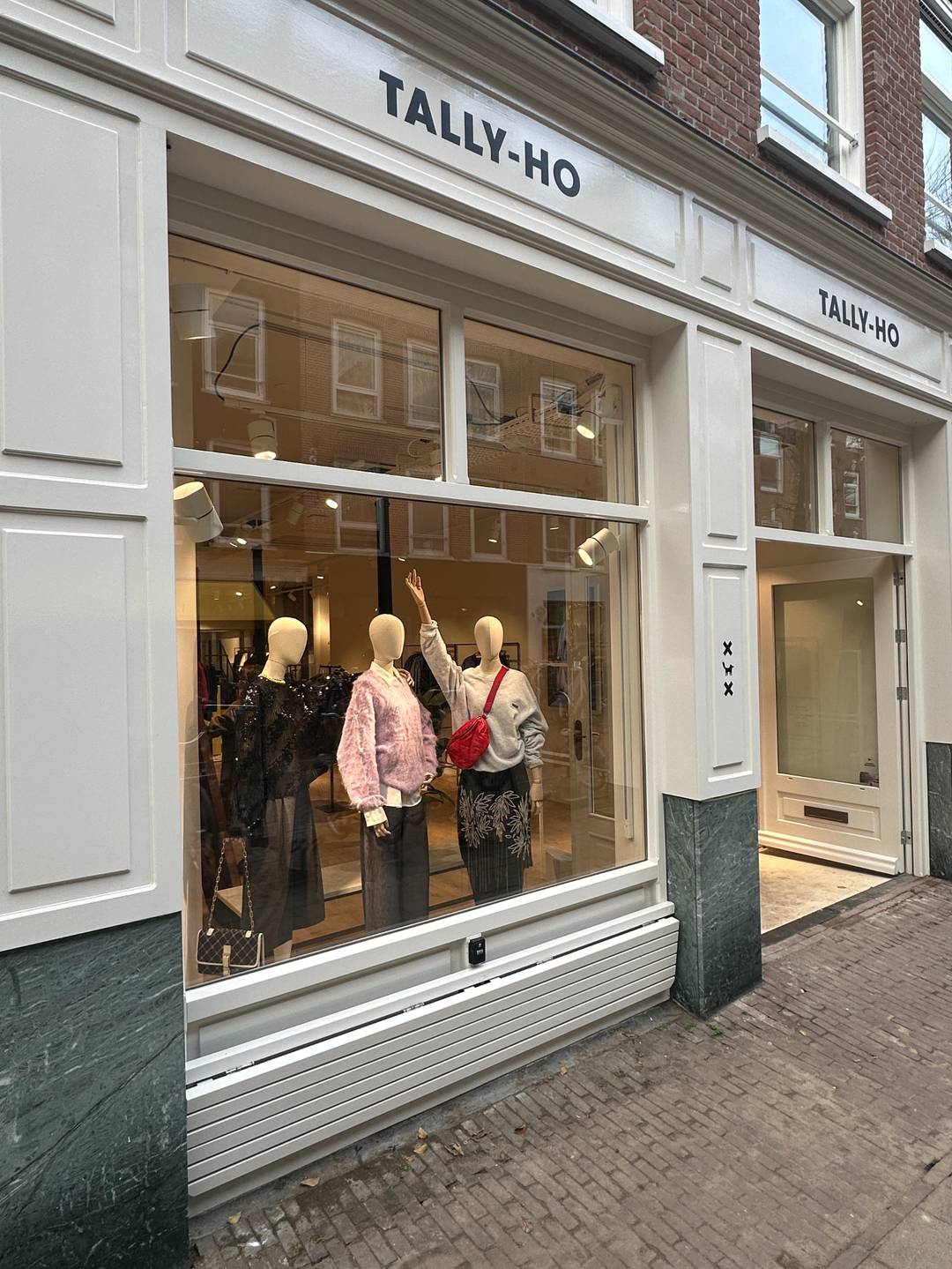 Tally-ho in Amsterdam