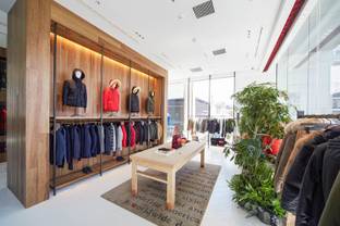 Woolrich apre ad Aoyama, in Giappone