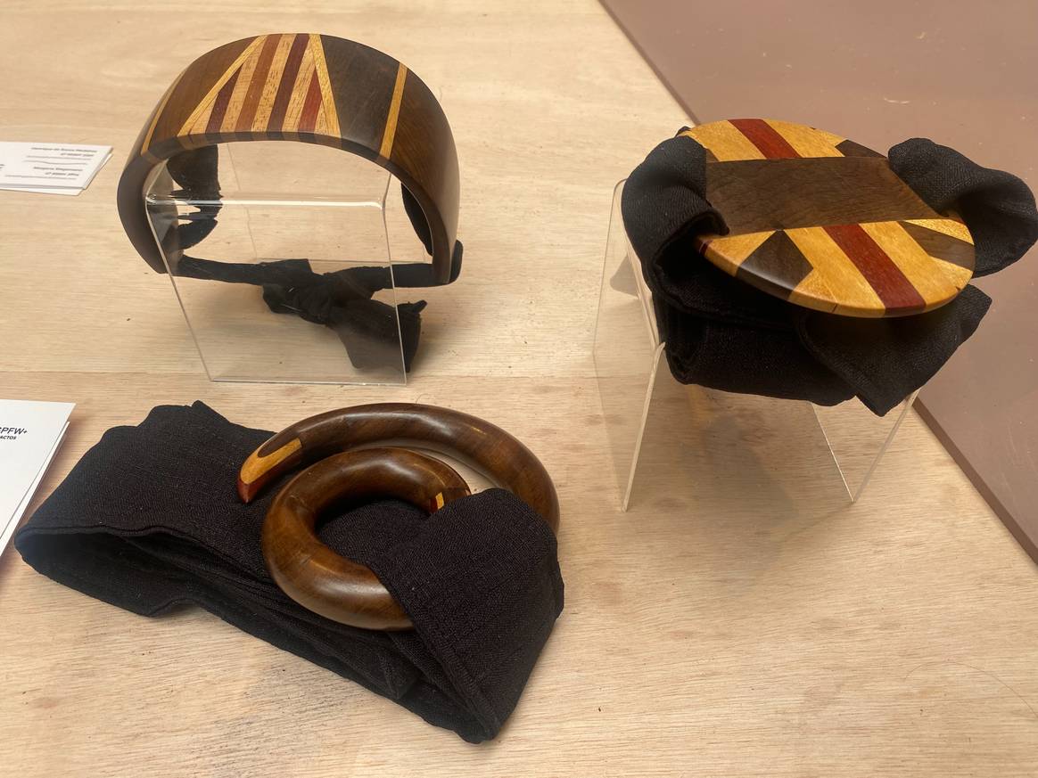 Jewelry made from repurposed wood on display at Inspiramais Brazil