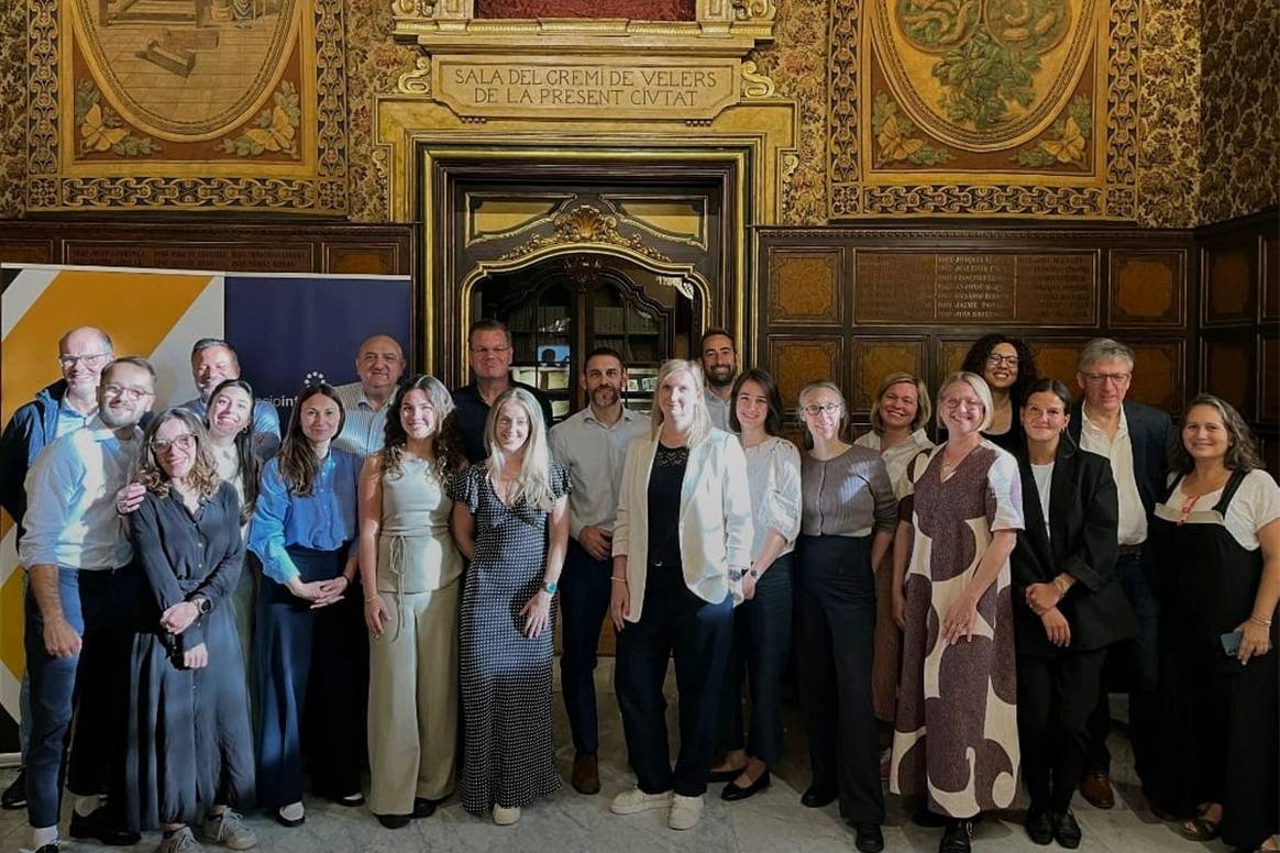 Fotografía de grupo de los participantes en la reunión del Grupo de Sostenibilidad de Euratex, celebrada durante el 22 y 23 de septiembre de 2025 en Barcelona (España).
