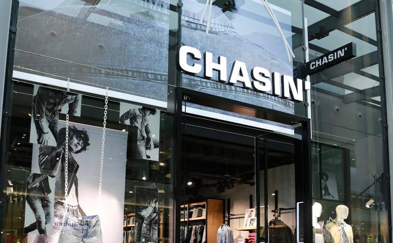 Window displays done right: 7 expert tips to get shoppers to come in