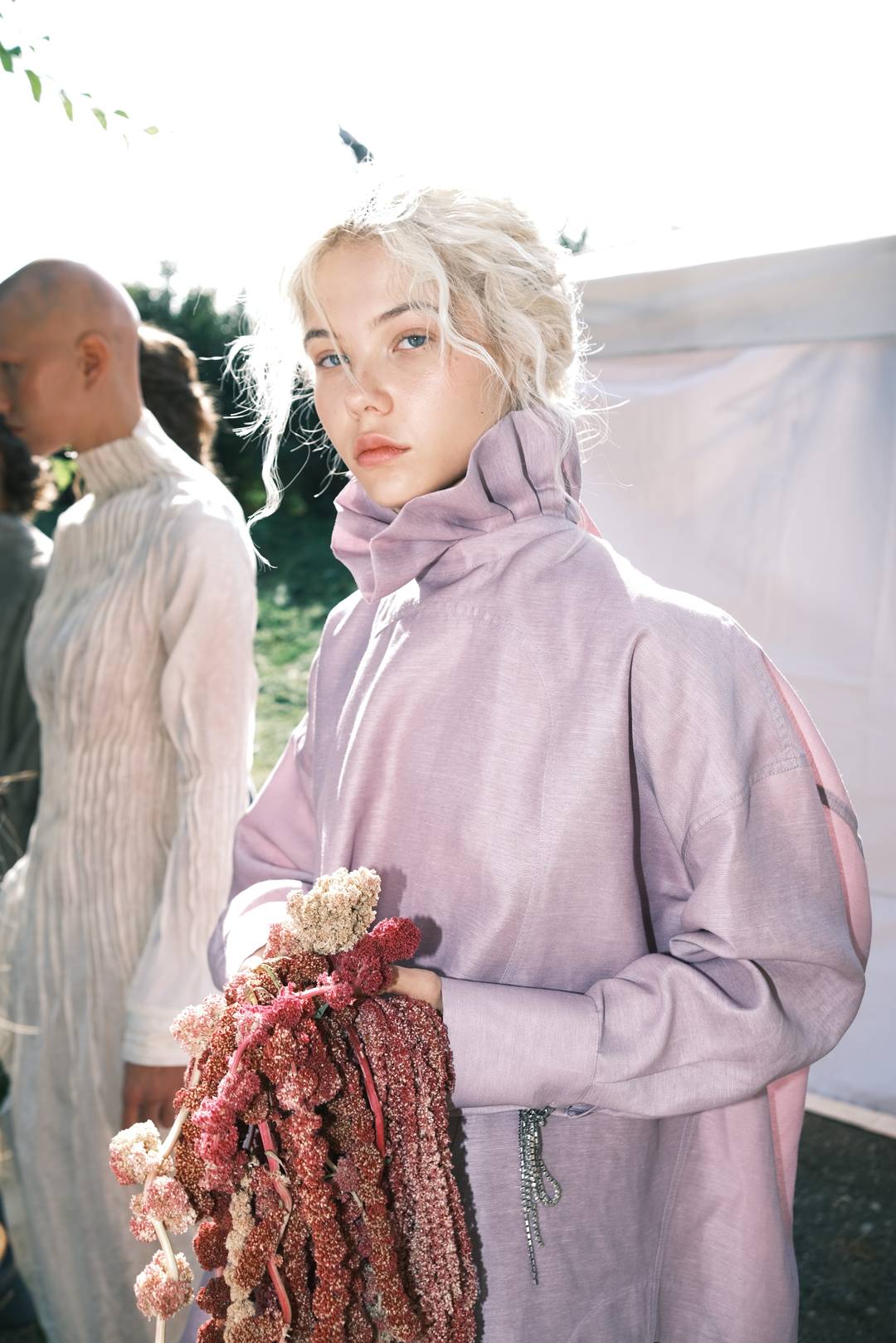 Backstage della sfilata di Ruzane alla Yerevan Fashion Week.