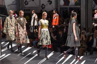 Mailänder Designerdefilees: Der Nebel des Schauens