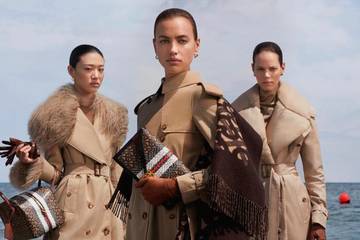 Burberry y Apple crean “R Message”: la nueva herramienta para clientes de la firma británica