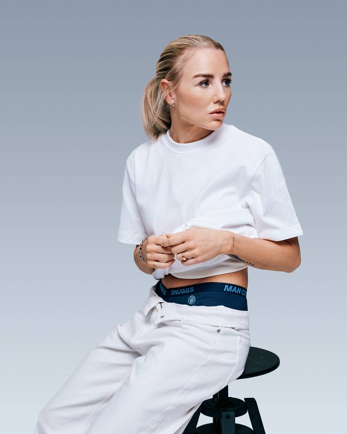 Snuggs x Manchester City Women’s football club campaign starring Alex Greenwood