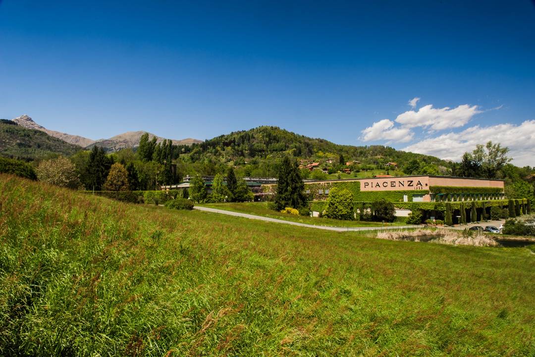 La sede di Piacenza Group