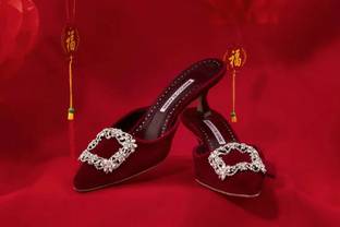 Cosa insegnano i casi Blahnik in Cina e Louboutin in Giappone