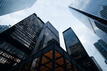Actualizaciones financieras: Deckers Brands, Columbia Sportswear, Skechers, Canada Goose y Geox