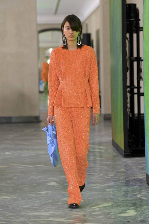 Beeld: Stine Goya AW22 via Catwalkpictures.com