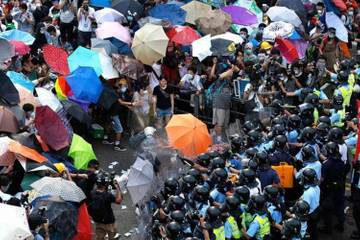 Protestas en Hong Kong amenazan a la industria del lujo
