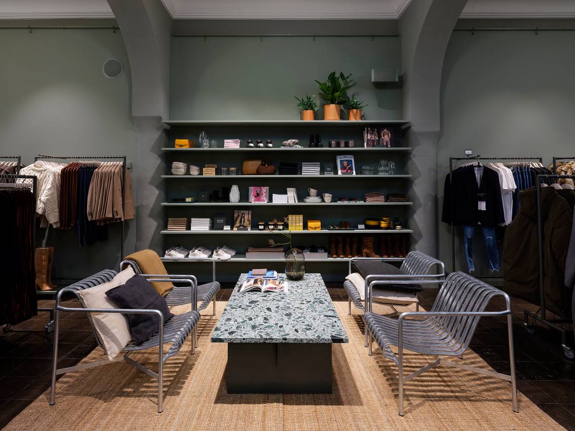 H&M opens first ‘hyper-local’ flagship store in Berlin