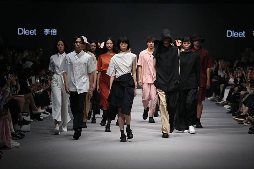 Dleet SS21 Dual
Personality