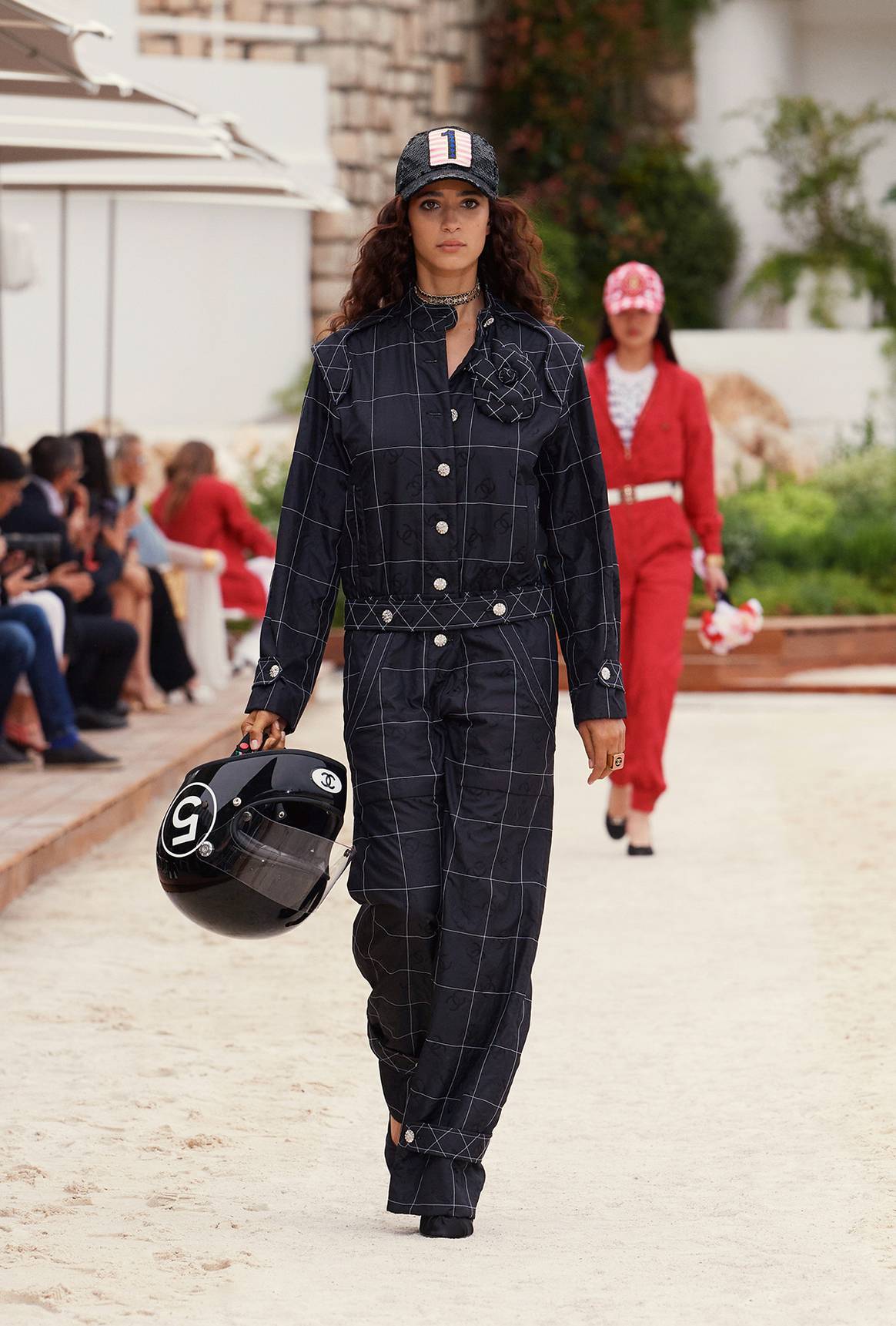 Photo Credits: Chanel, colección Crucero 2022/23.