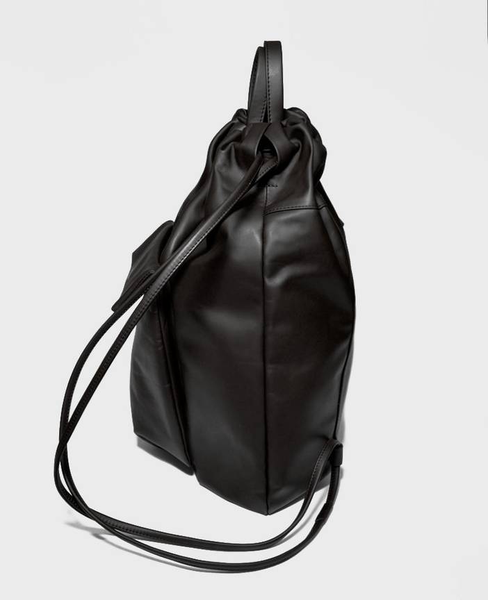 BACKBAG DARK | aaa/unbranded