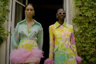 Vídeo: Colección SS22 de Leonard Paris