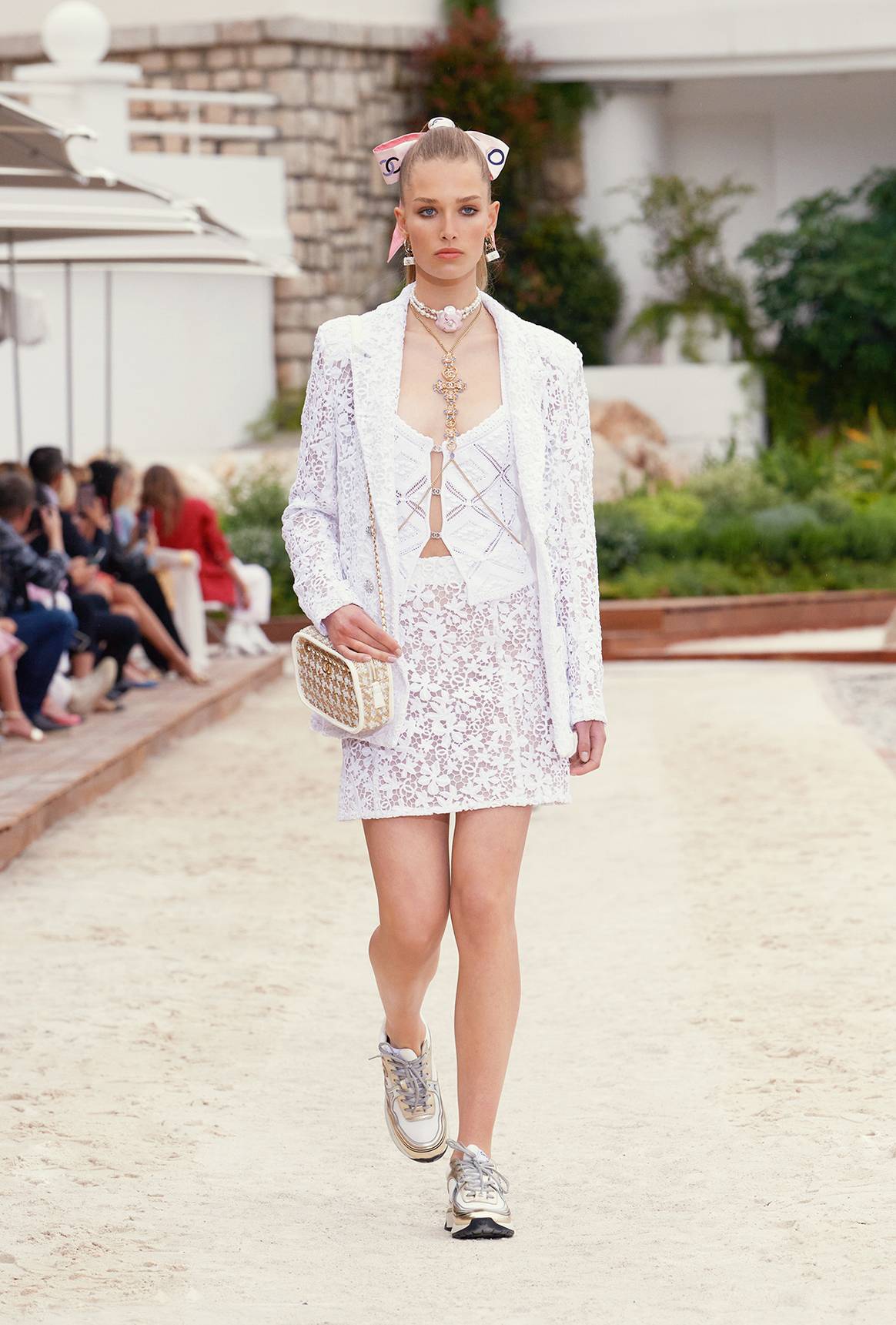 Photo Credits: Chanel, colección Crucero 2022/23.
