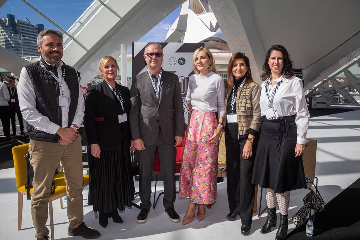 Jóvenes promesas y una experiencia inmersiva: la moda hace “CLEC” en Valencia