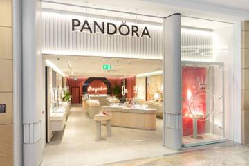 Pandora ups full-year forecast as Q3 beats expectations