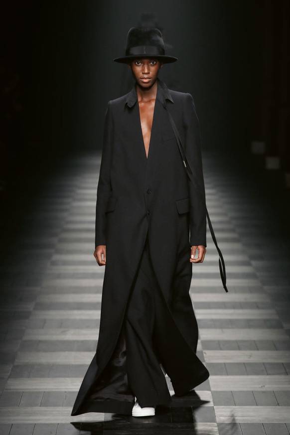 Ann Demeulemeester, Collection AH22/23, site internet officiel de la marque