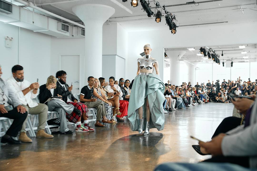 Por qué cada vez más marcas latinoamericanas eligen NYFW para expandir ...