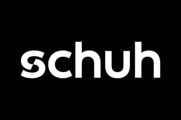 Schuh parent Genesco swings to Q1 loss, cuts guidance