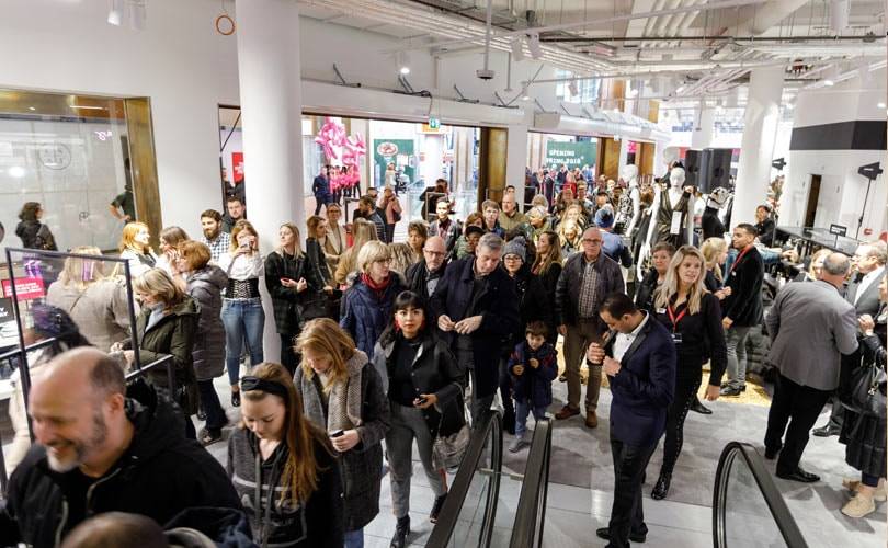 Deuren tweede Nederlandse vestiging Saks OFF 5TH geopend in Amsterdam