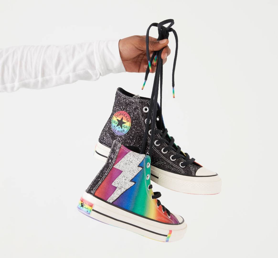 Converse célèbre le mouvement Pride