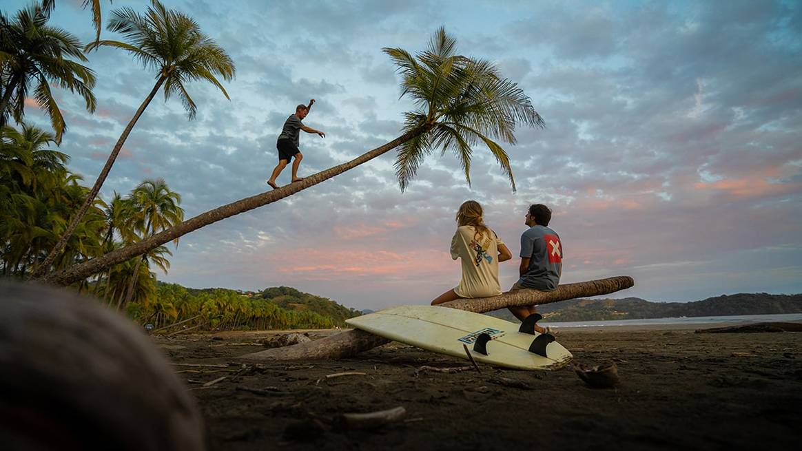Natural y biodegradable: Blue Banana incorpora el “hemp” como nuevo material sostenible