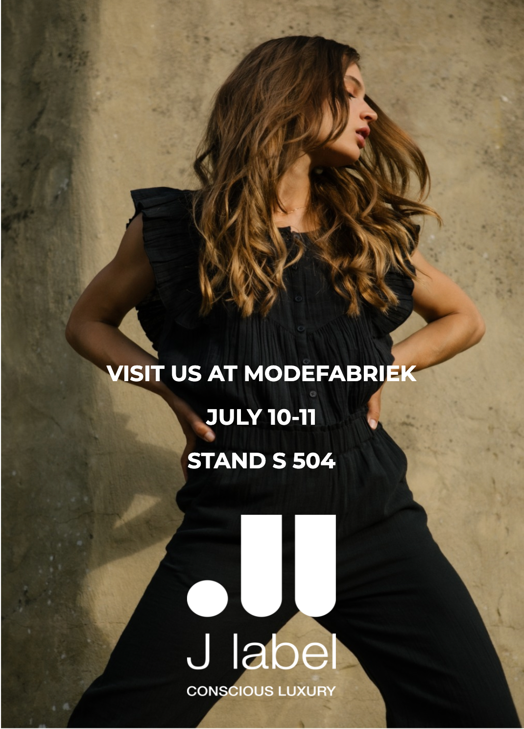 J label, dames collectie SS23, eigendom van het merk.