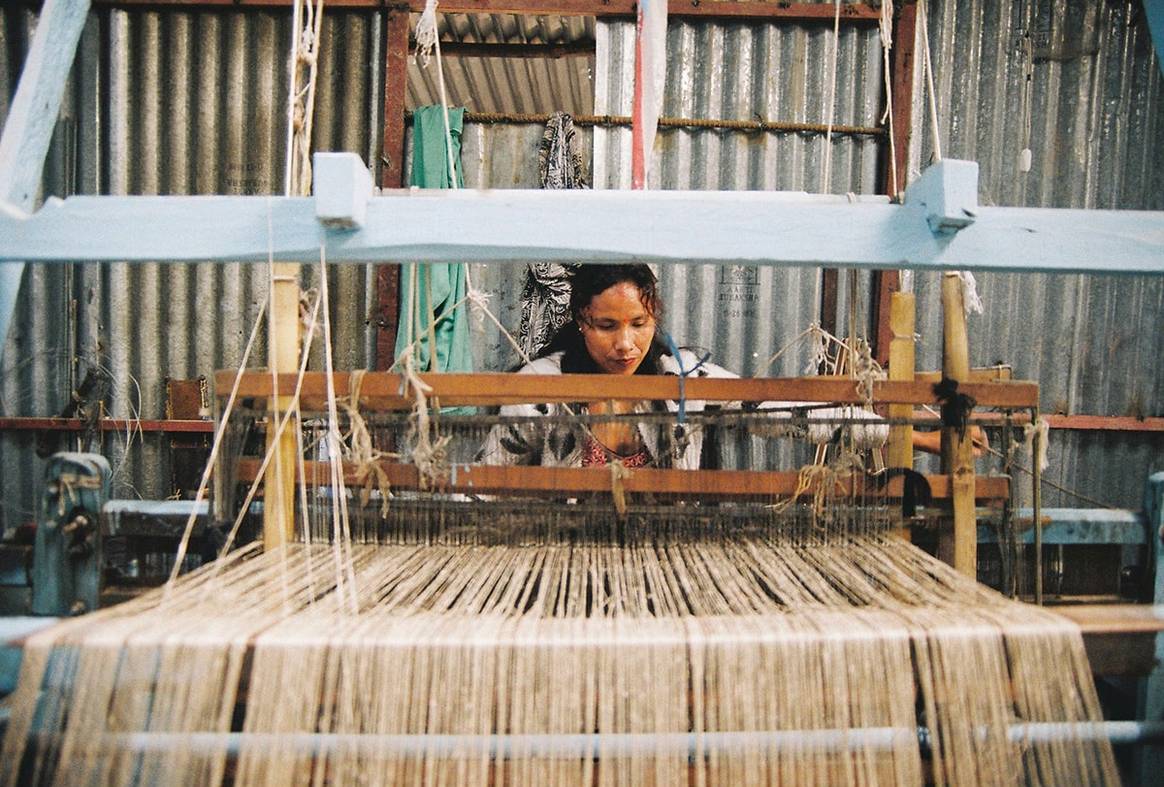 Springfield y Hemper lanzan una colección sostenible hecha de cáñamo de comercio justo del Himalaya