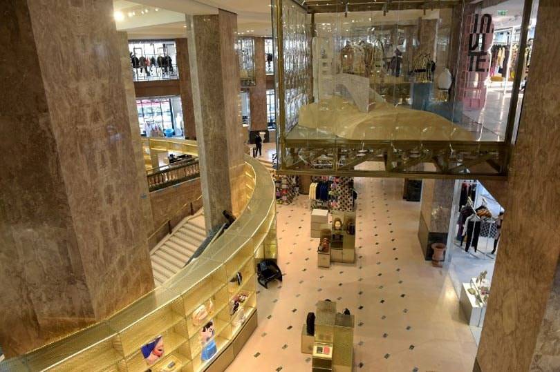 Les Galeries Lafayette Champs-Elysées dévoilent leur nouvelle identité visuelle