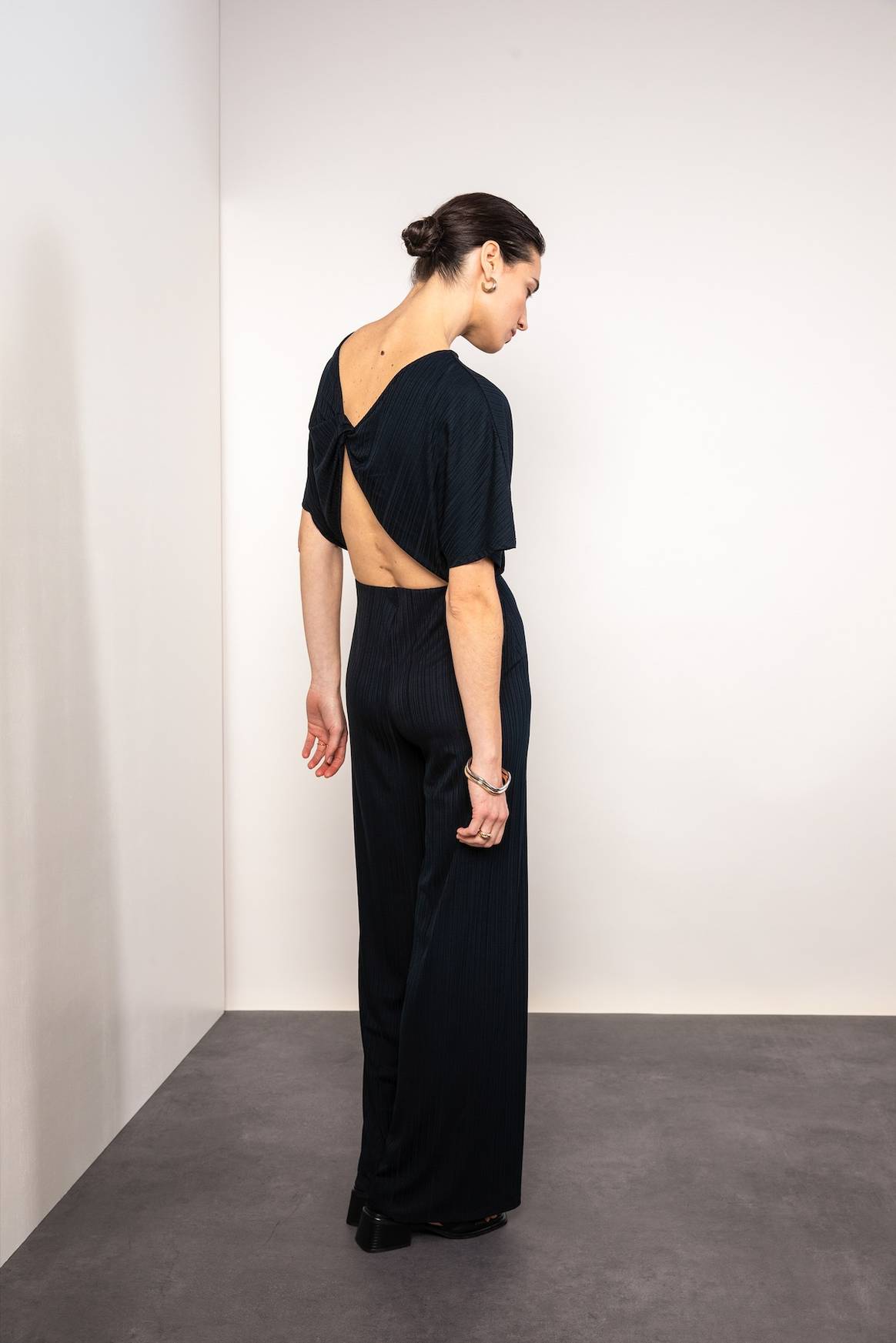 Ein Look aus der Debütkollektion von Schwister