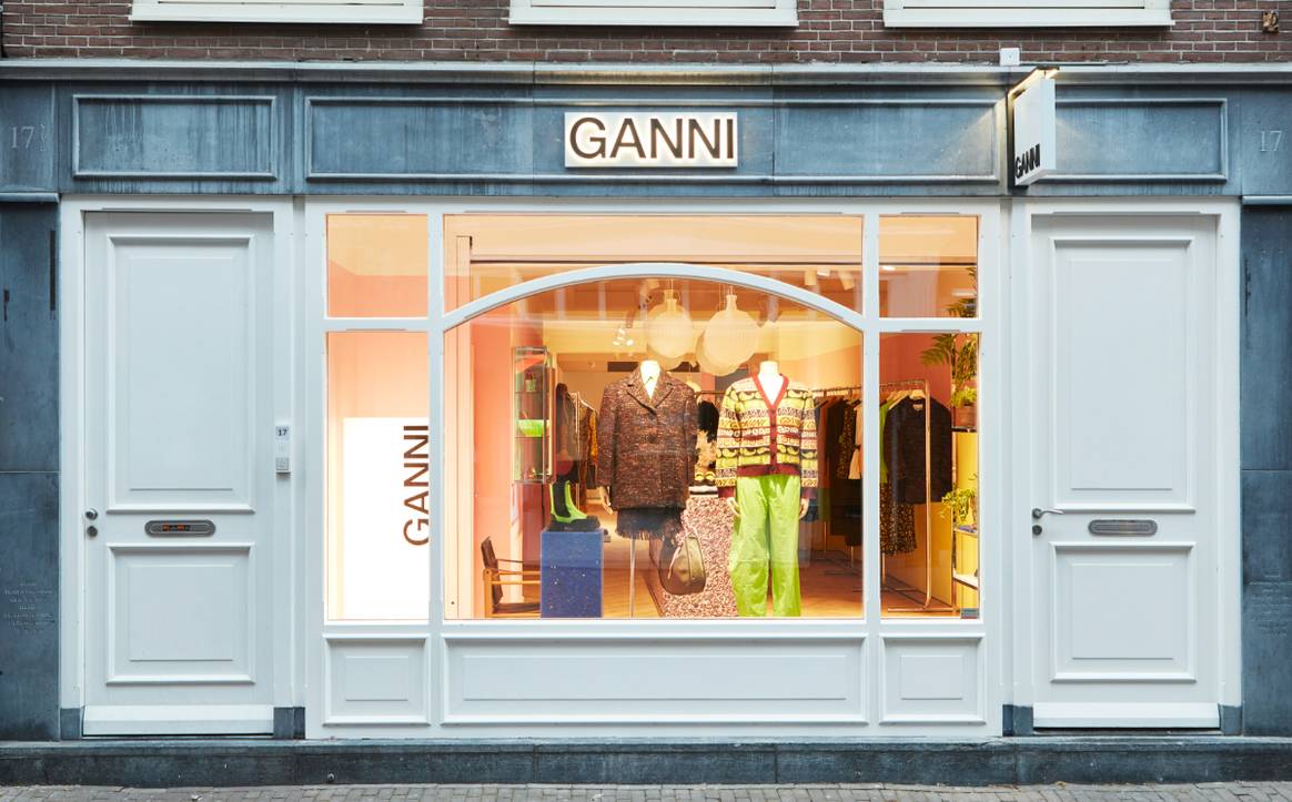 Via Ganni