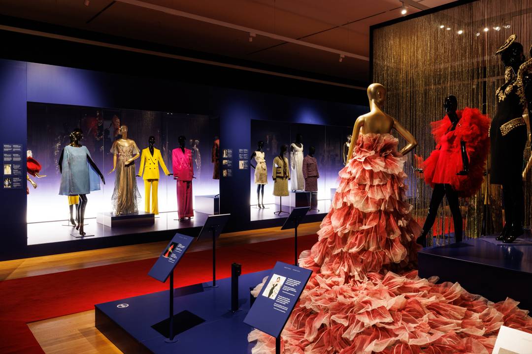 Tentoonstelling 'Dresscode' bij Paleis Het Loo