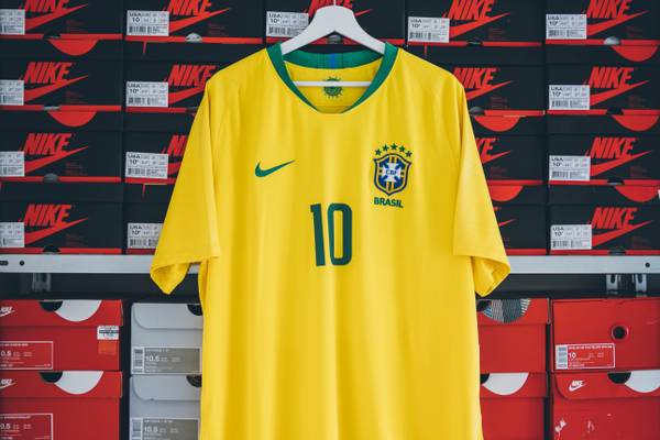 Mondiali 2026: di fronte all'impennata dei prezzi delle maglie, la contraffazione guadagna terreno