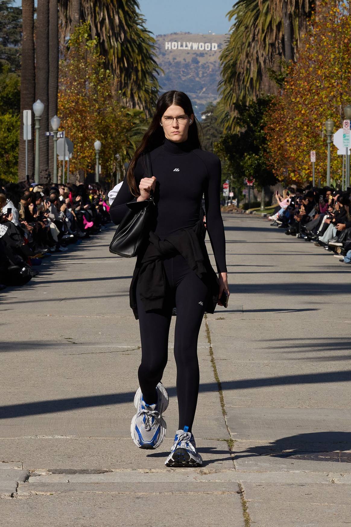 Balenciaga, desfile de presentación en Los Ángeles de la colección de Otoño para hombre y mujer FW24.