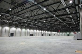 Berlins neuer ExpoCenter Airport geht in Betrieb