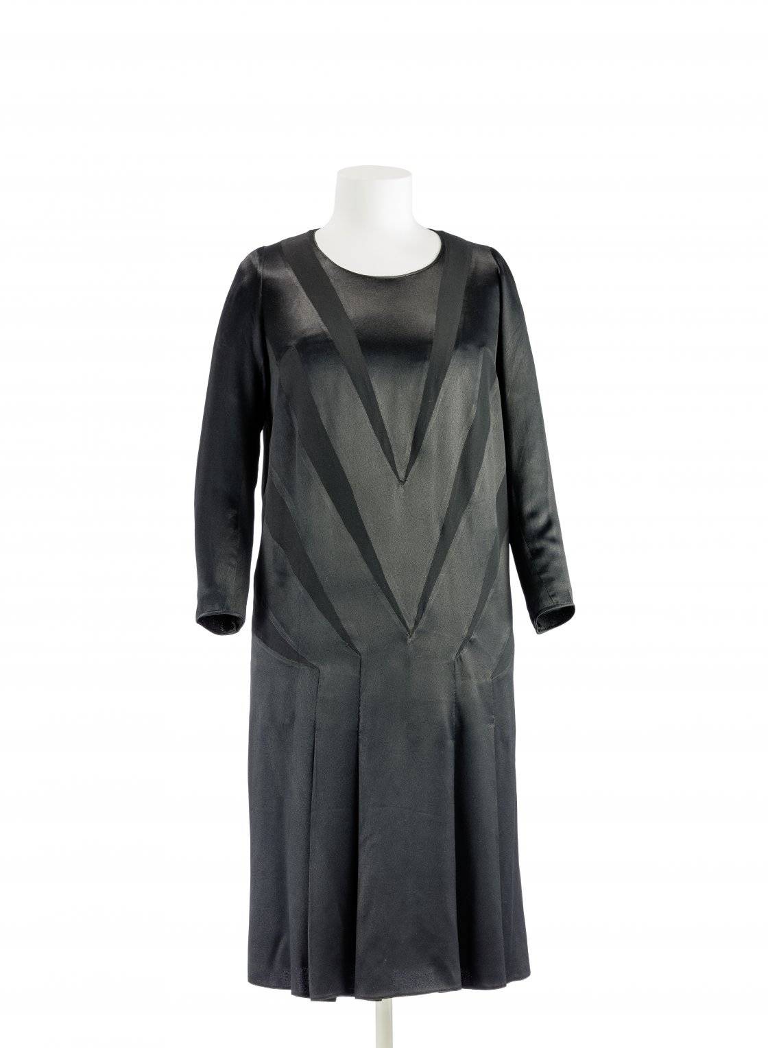 Chanel Tageskleid 1925-26; © © Kunstgewerbemuseum – Staatliche Museen zu Berlin, SPK / Stephan Klonk