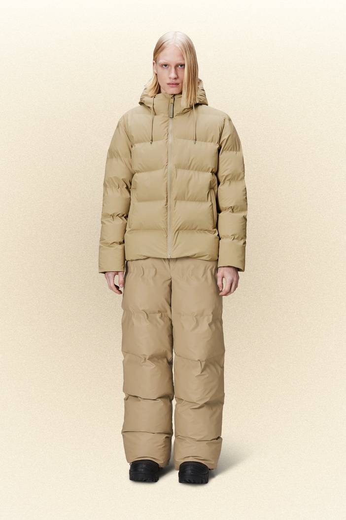 Alta Puffer Jacket - Black | Rains