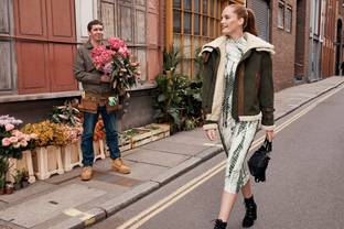 Ted Baker Plc voorzitter John Barton plots overleden