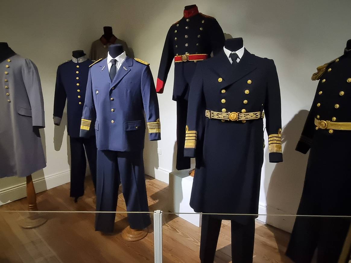 Sastreria militar en el Museo de la Historia del Traje de Buenos Aires.