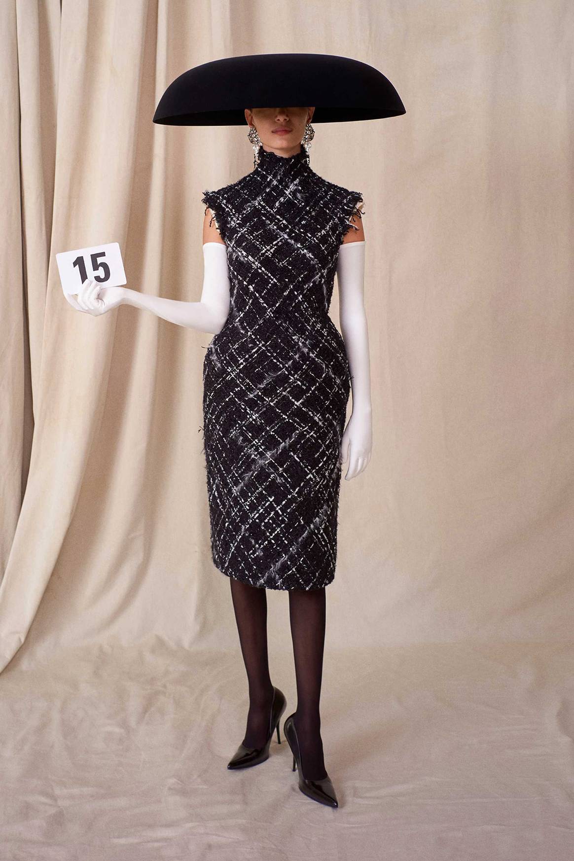 Photo Credits: Balenciaga, colección Alta Costura Otoño/Invierno 2021/2022.