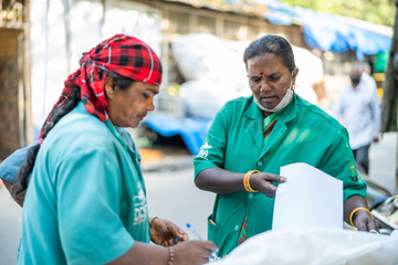 Recycled plastic collected by Indian waste pickers turned into 152 million buttons