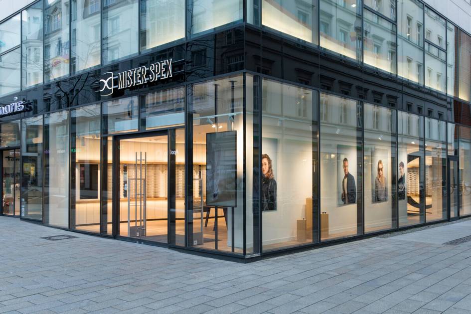 Mister Spex advances restructuring and improves results