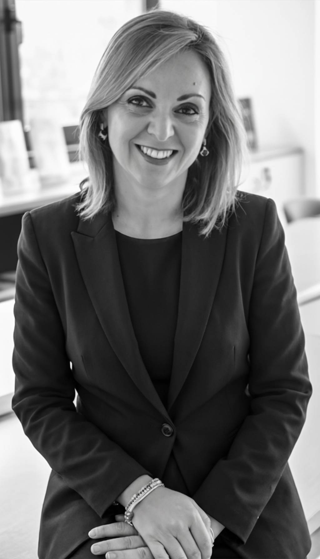 Lara Vallasciani, ceo di Elisabet