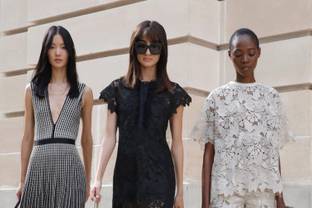Vídeo: Colección prêt-à-porter de Elie Saab en la PFW