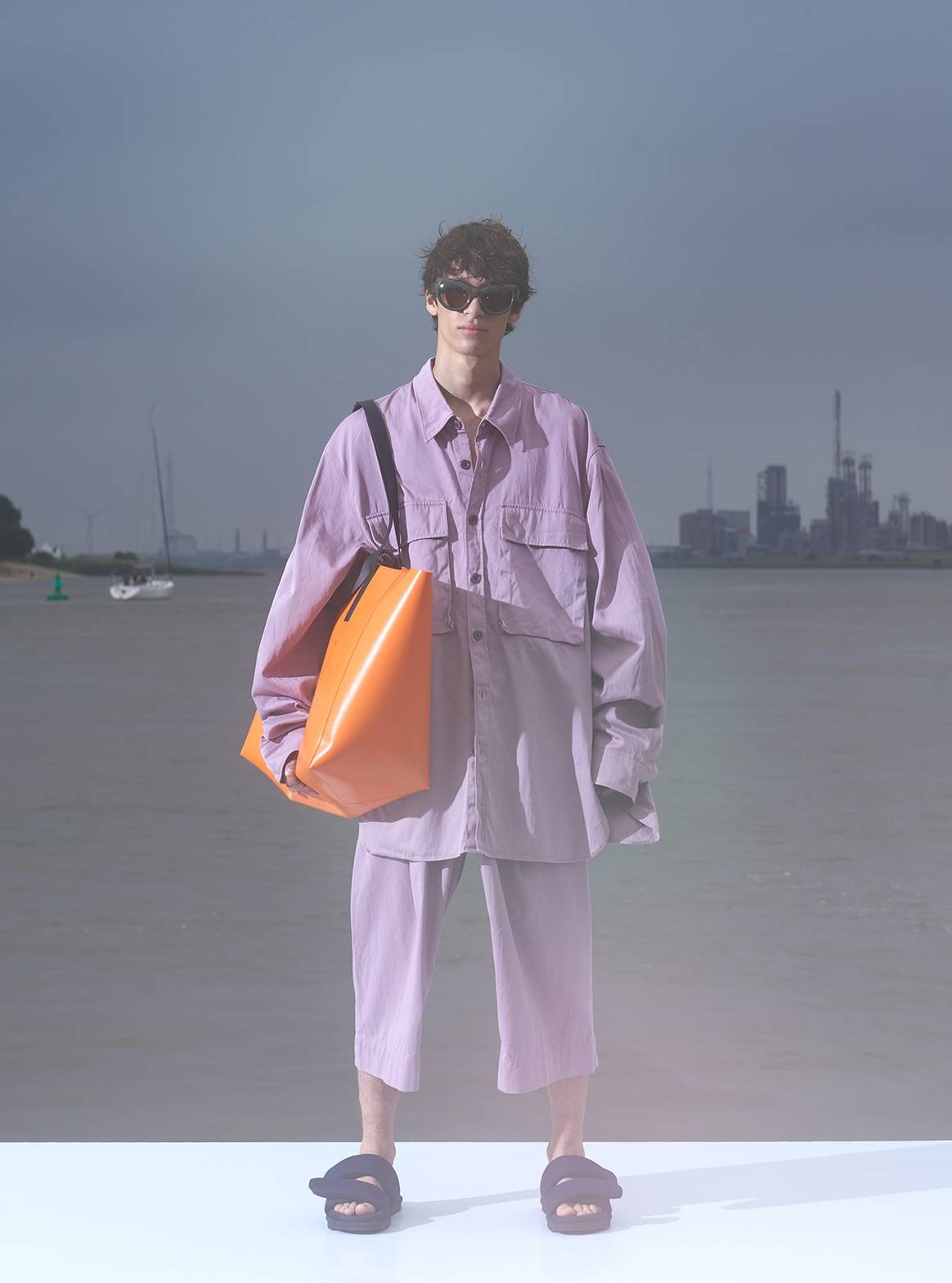 Dries Van Noten Spring/Summer 2022. Photo credit: Catwalk
Pictures.