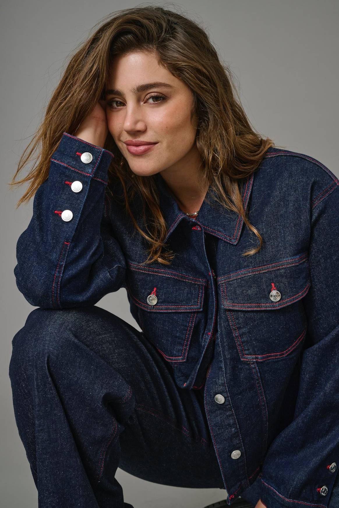 AW25.